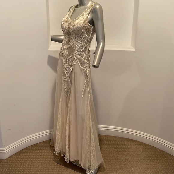 Sue Wong Nocturne Formal Beaded Ivory Gown Size 4 - Picture 6 of 15
